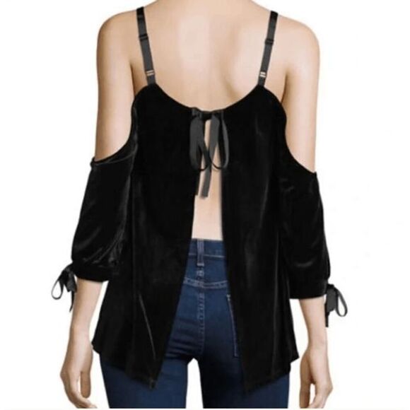 Romeo & Juliet Couture Black Velvet Cold Shoulder Open Back Tie Whimsigoth Witch - Picture 1 of 8
